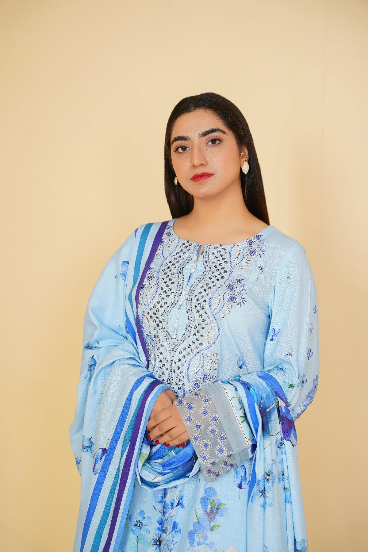 3 Piece - Embroidered Bana Doria Suit