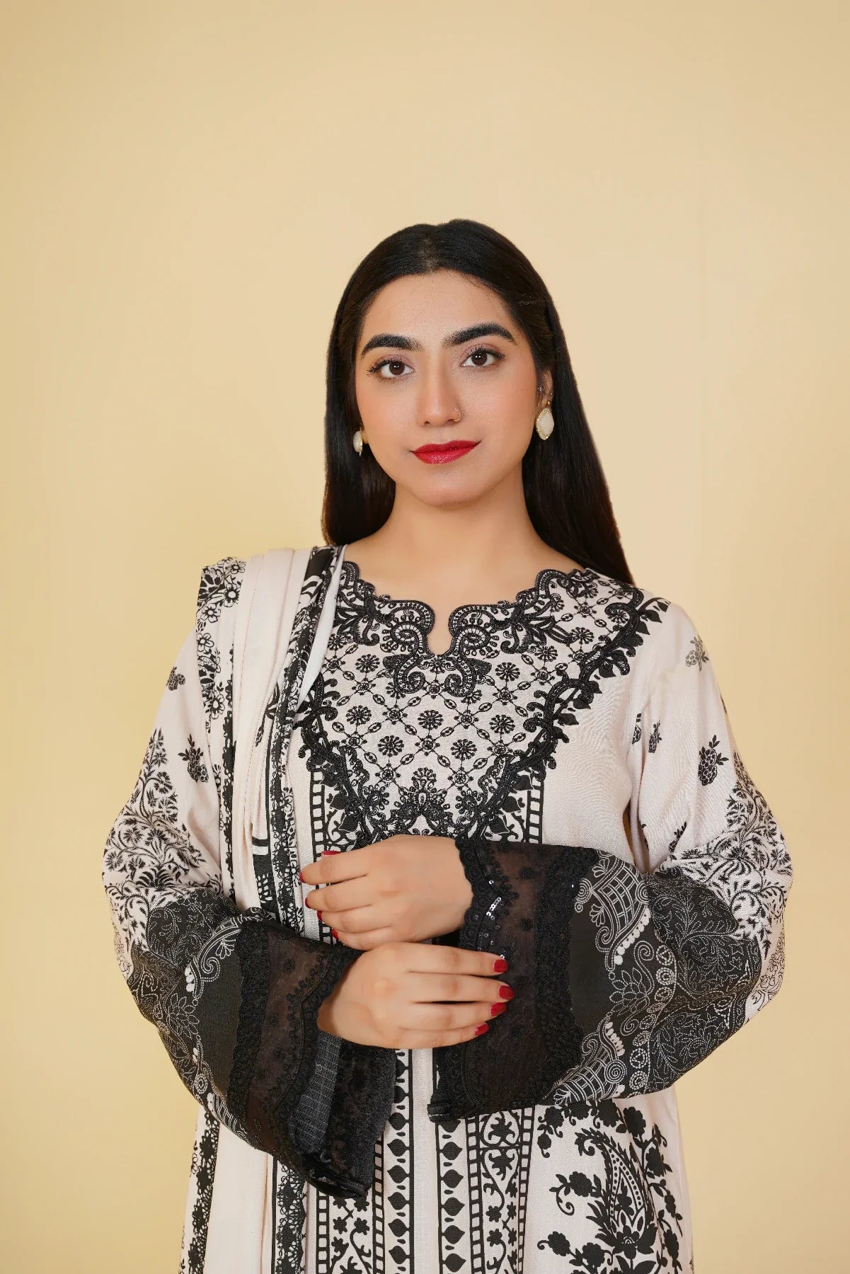 3 Piece - Embroidered Bana Doria Suit