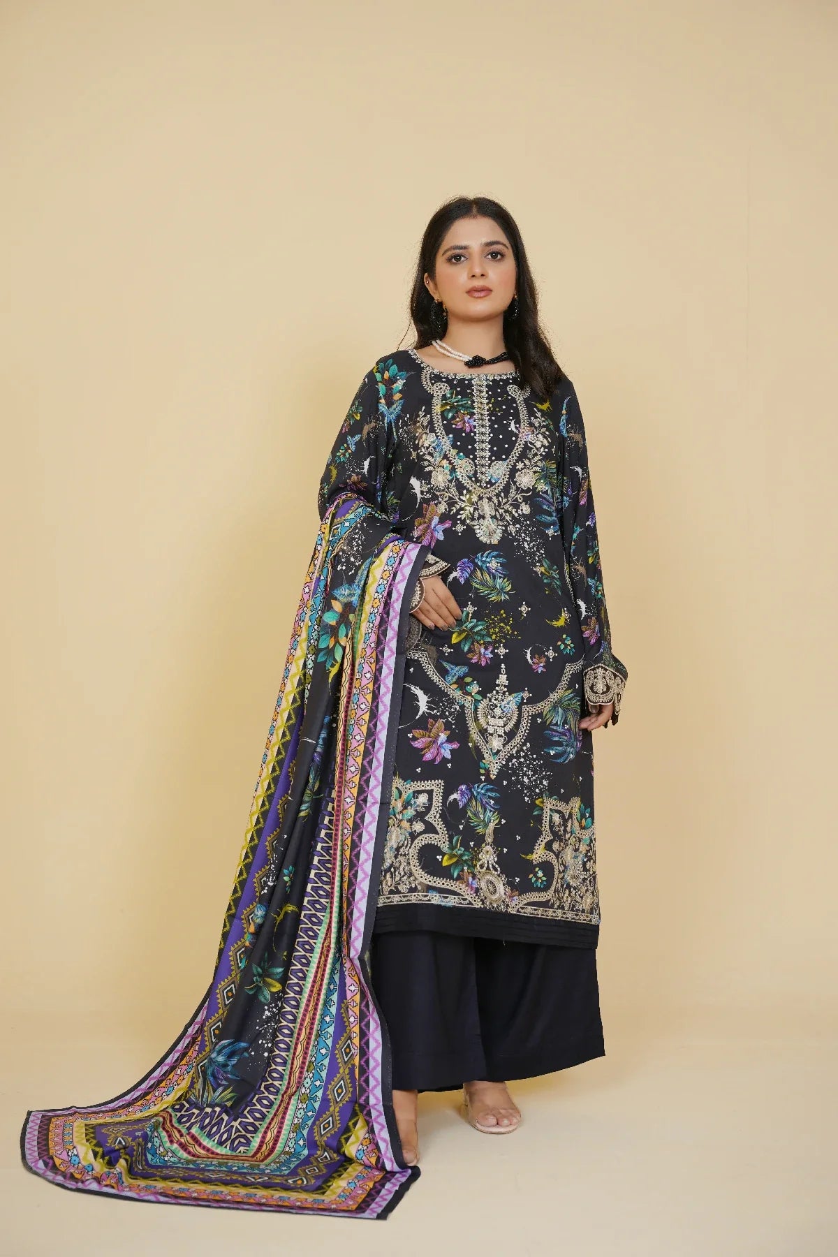 3 Piece - Embroidered Bana Doria Suit