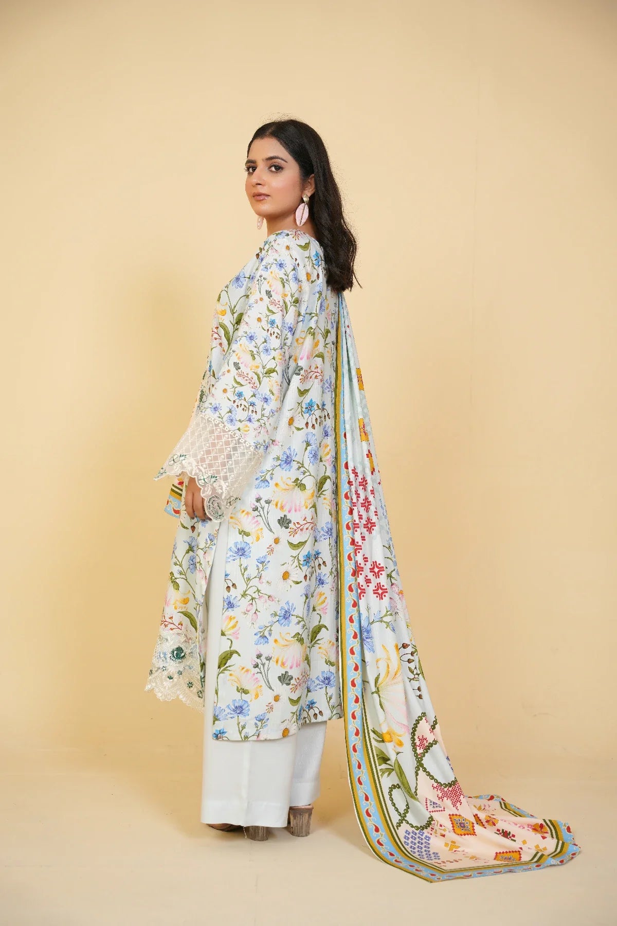 3-Piece Bana Dora Suit – Pastel Blossom