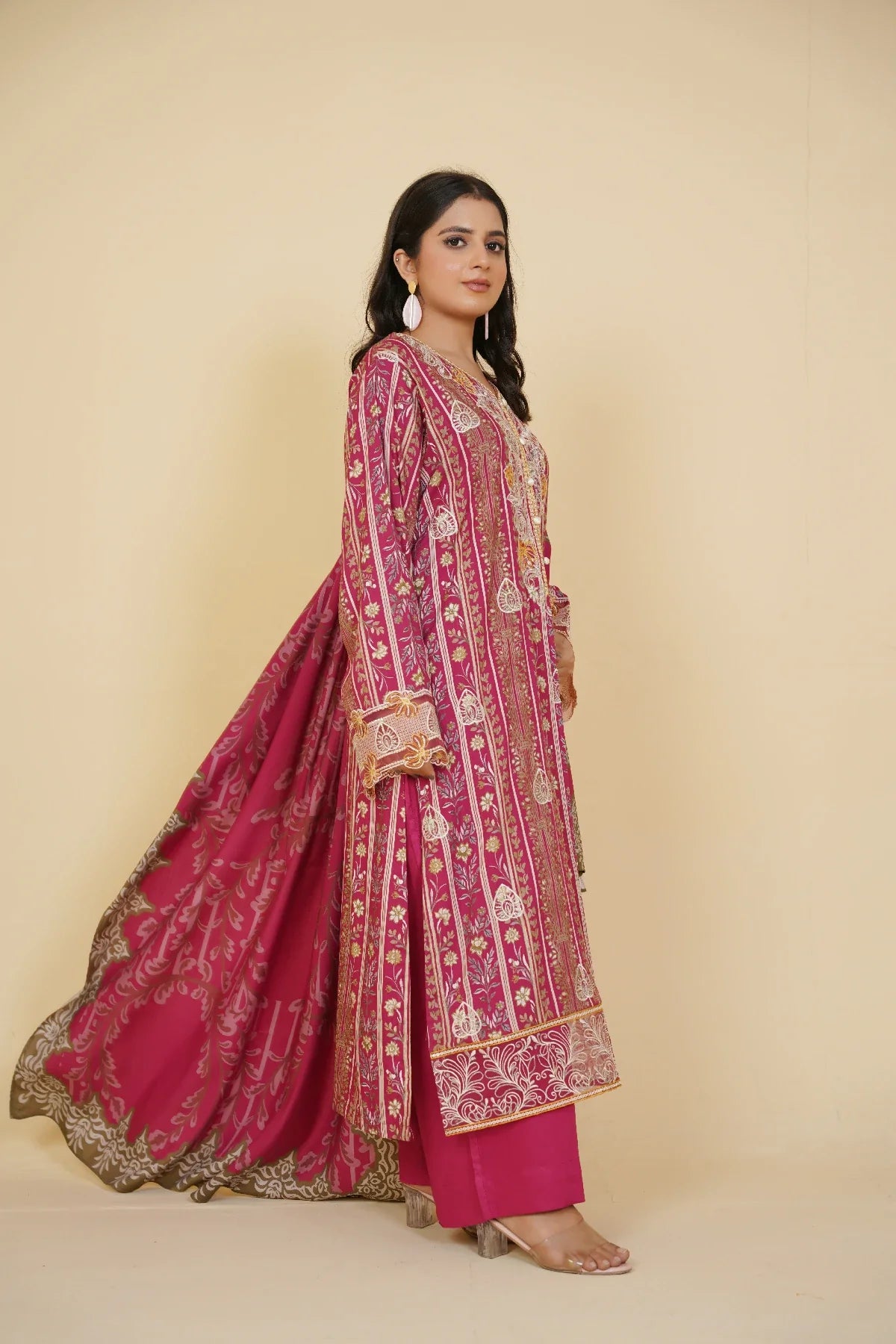 3 Piece - Embroidered Bana Doria Suit